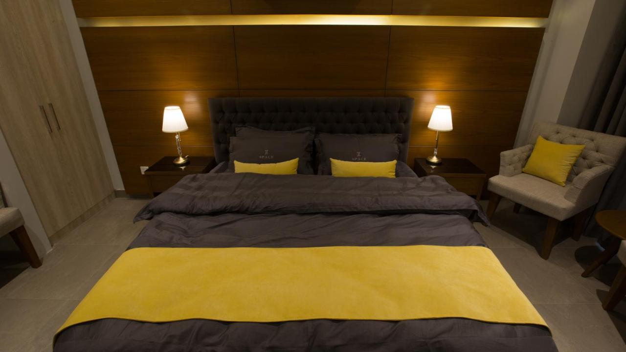 Space Luxury Rental Suites Rawalpindi Exterior photo