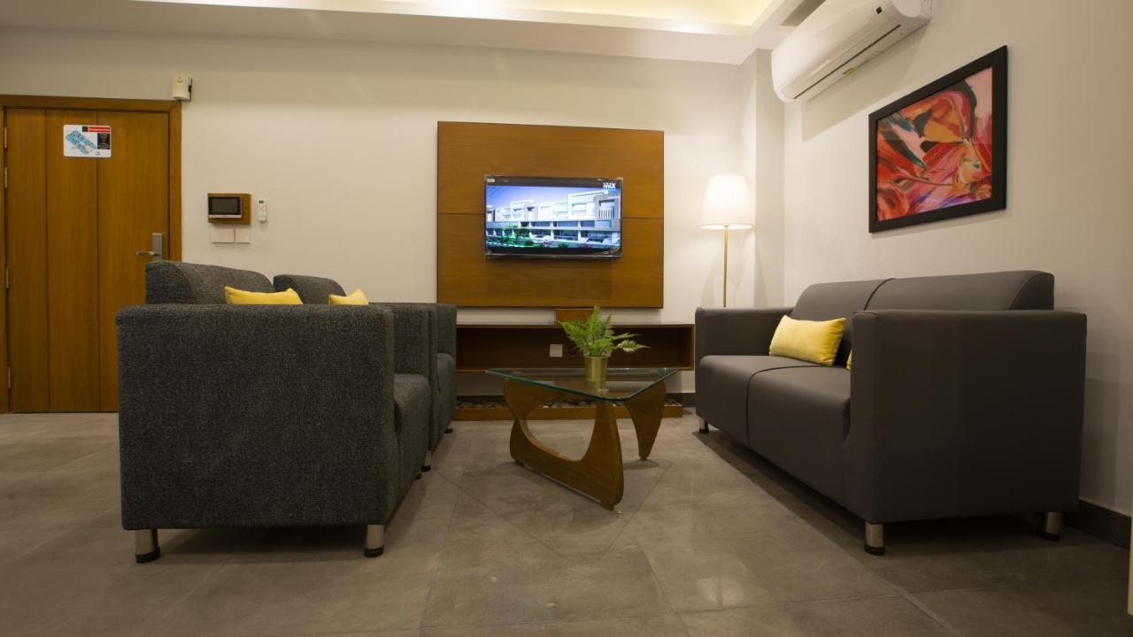 Space Luxury Rental Suites Rawalpindi Exterior photo