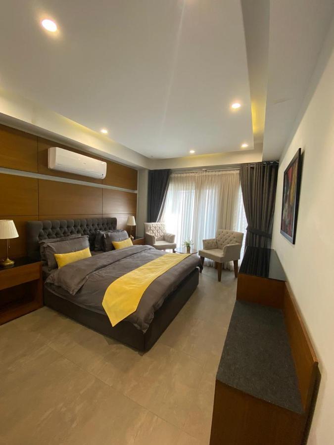 Space Luxury Rental Suites Rawalpindi Exterior photo