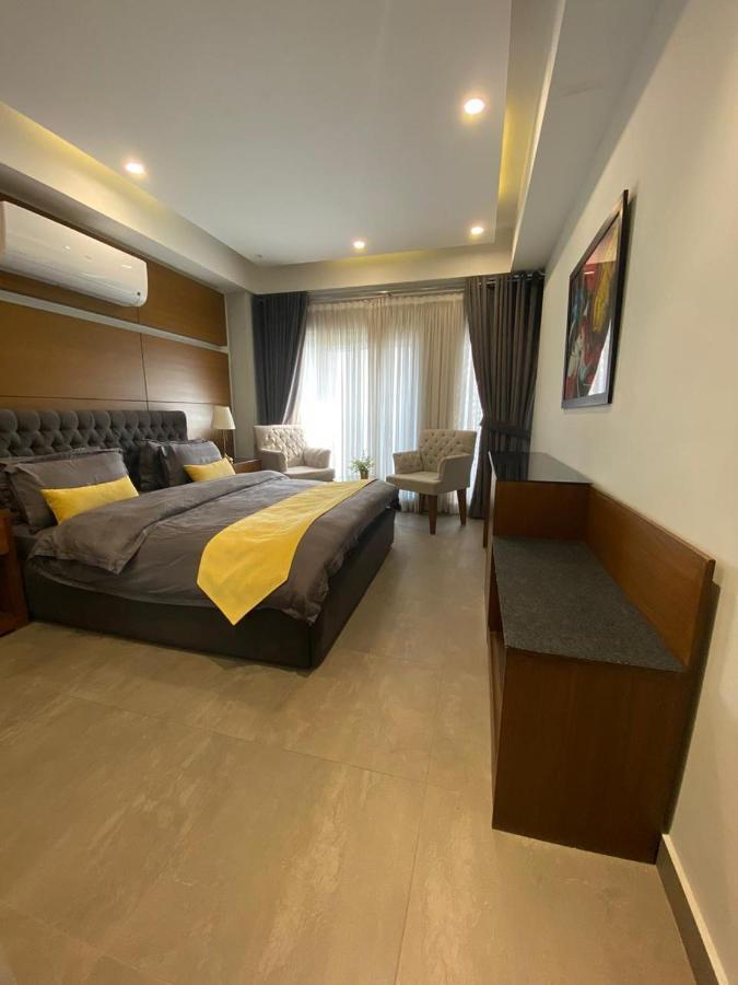 Space Luxury Rental Suites Rawalpindi Exterior photo